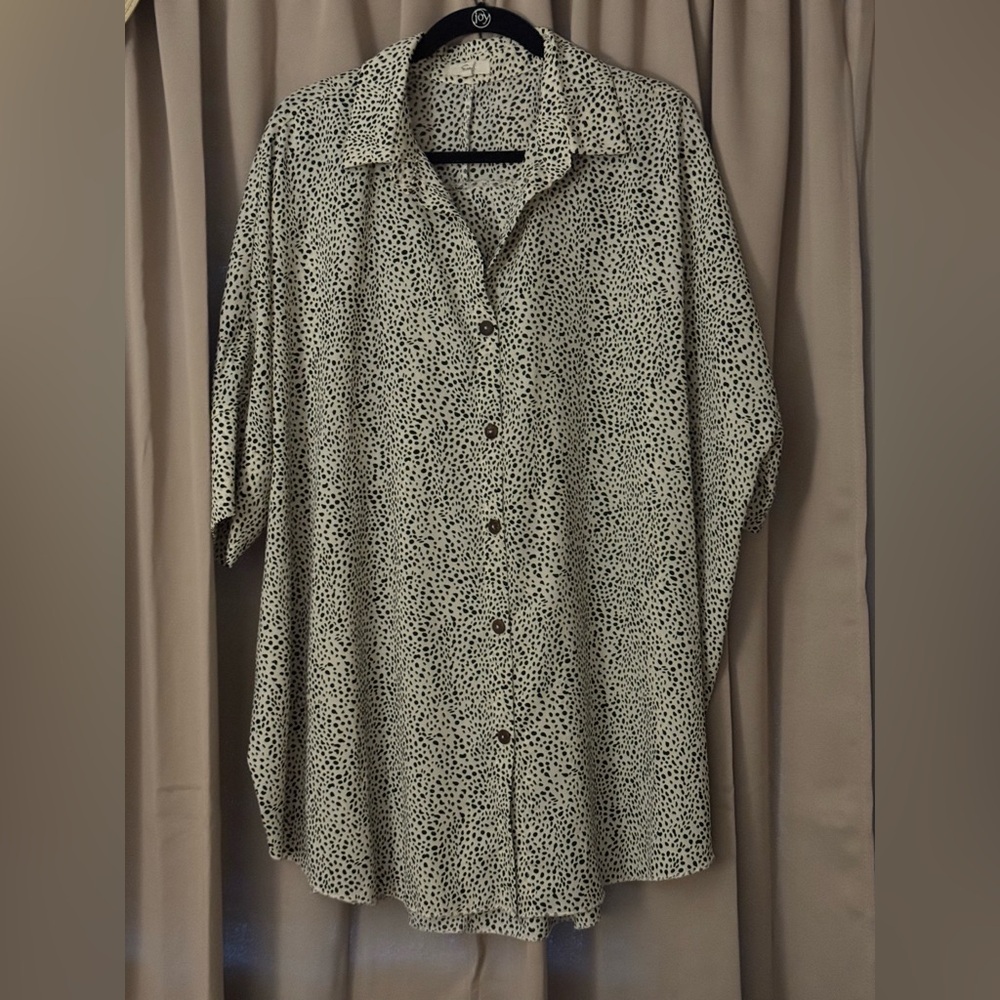 Black and creamy-white Polka Dot Oversized Button up‎ Blouse